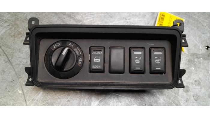 Differential lock switch