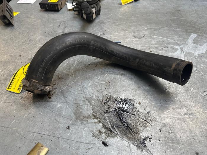 Gebrauchte Intercooler Schlauch Nissan Navara (D40) 2.5 dCi 16V 4x4 Preis € 40,00 Margenregelung angeboten von Poolman autodemontage