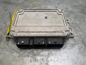 Engine management computer from a Citroën C4 Picasso (UD/UE/UF) 2.0 16V Autom. 2008