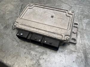 Używane Komputer sterowania silnika Citroen C4 Picasso (UD/UE/UF) 2.0 16V Autom. Cena € 49,00 Procedura marży oferowane przez Poolman autodemontage
