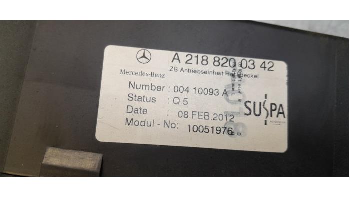Używane Silnik tylnej klapy Mercedes CLS (C218) 350 CDI BlueEfficiency 3.0 V6 24V Cena € 100,00 Procedura marży oferowane przez Poolman autodemontage