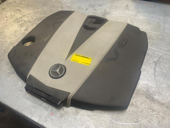 Gebrauchte Abdeckblech Motor Mercedes CLS (C218) 350 CDI BlueEfficiency 3.0 V6 24V Preis € 30,00 Margenregelung angeboten von Poolman autodemontage