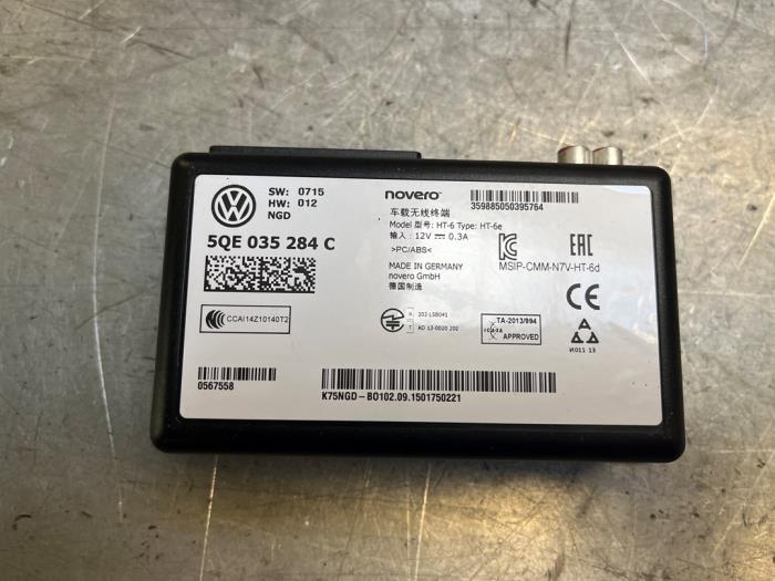 Używane Modul (rózne) Volkswagen Passat Variant (3G5) 1.4 GTE 16V Cena € 30,00 Procedura marży oferowane przez Poolman autodemontage