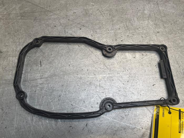 Usagé Divers Porsche 911 (996) 3.6 Turbo 4 24V Prix € 20,00 Règlement à la marge proposé par Poolman autodemontage