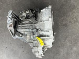 Begagnade Växellåda Ford Transit Custom 2.0 TDCi 16V Eco Blue 105 Pris € 1.028,50 Inklusive moms erbjuds av Poolman autodemontage