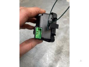 Regnsensor från en Volvo V60 I (FW/GW) 2.4 D6 20V Plug-in Hybrid AWD 2015