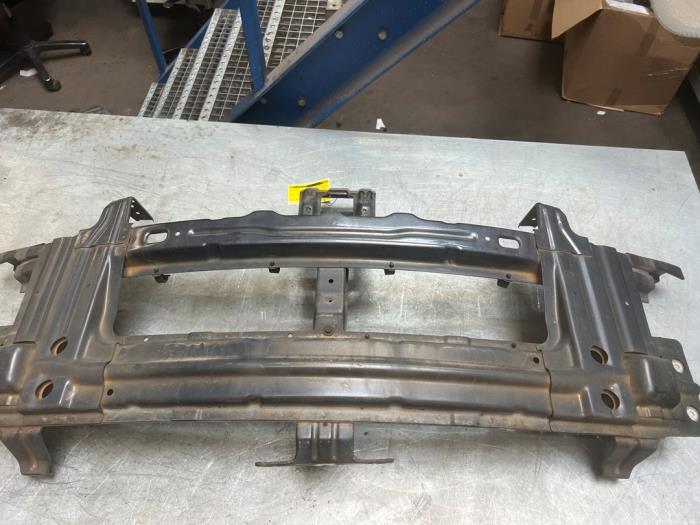 Używane Panel przedni Opel Antara (LA6) 3.2 V6 24V 4x4 Cena € 60,00 Procedura marży oferowane przez Poolman autodemontage