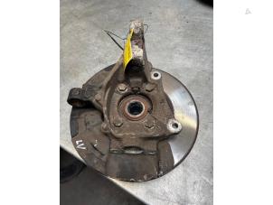 Gebrauchte Achsschenkel links vorne Volvo V70 (SW) 2.4 D5 20V Preis € 40,00 Margenregelung angeboten von Poolman autodemontage