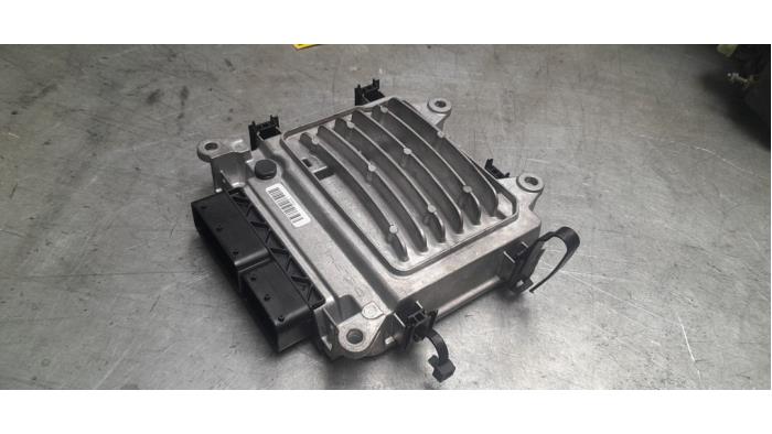 Used Engine management computer Mercedes ML III (166) 2.1 ML-250 CDI 16V BlueTEC 4-Matic Price € 150,00 Margin scheme offered by Poolman autodemontage