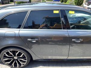 Usados Puerta de 4 puertas derecha detrás Audi A4 Avant (B8) 1.8 TFSI 16V Quattro Precio € 250,00 Norma de margen ofrecido por Poolman autodemontage