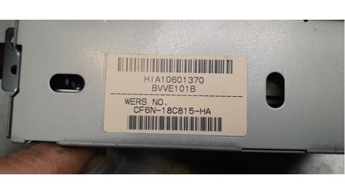 Lecteur CD d'un Volvo V60 I (FW/GW) 2.4 D6 20V Plug-in Hybrid AWD 2013