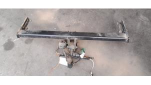 Usagé Crochet d'attelage Volvo V60 I (FW/GW) 2.4 D6 20V Plug-in Hybrid AWD Prix € 125,00 Règlement à la marge proposé par Poolman autodemontage