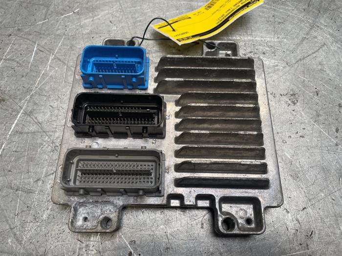 Used Engine management computer Opel Ampera 1.4 16V Price € 150,00 Margin scheme offered by Poolman autodemontage