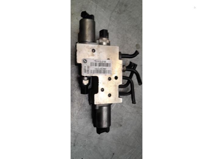 Gebrauchte Ventilblock hydraulisch BMW X5 (E70) 4.8i V8 32V Preis € 75,00 Margenregelung angeboten von Poolman autodemontage