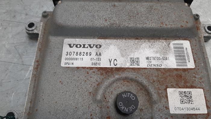 Used Engine management computer Volvo XC90 I 3.2 24V Price € 50,00 Margin scheme offered by Poolman autodemontage