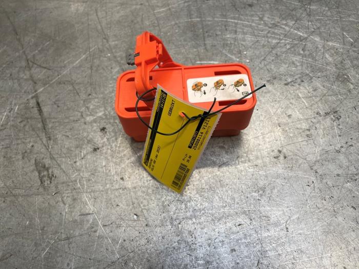 Battery relay fuse
