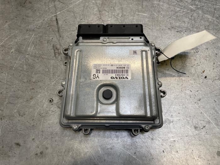Used Engine management computer Volvo V60 I (FW/GW) 2.4 D6 20V AWD Twin Engine Plug-in Hybrid Price € 45,00 Margin scheme offered by Poolman autodemontage