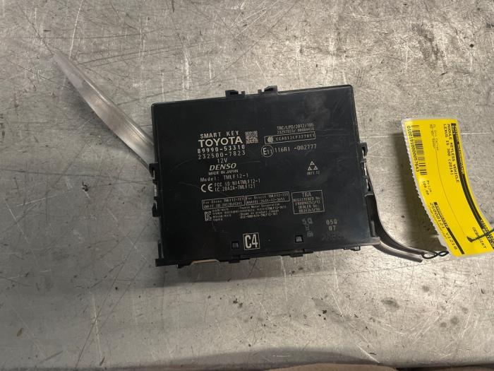 Usados Módulo sin llaves de vehículo Lexus IS (E3) 250 2.5 16V Precio € 100,00 Norma de margen ofrecido por Poolman autodemontage