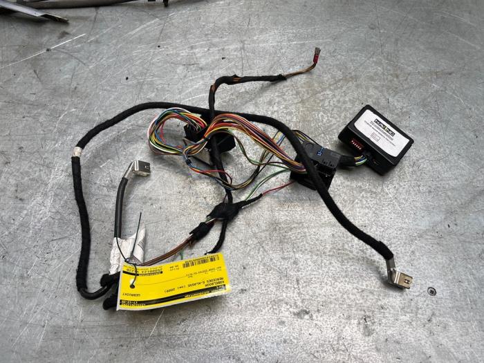 Begagnade Kablage Mercedes E (C207) E-350 CGI V6 24V Pris € 30,00 Marginaltabell erbjuds av Poolman autodemontage
