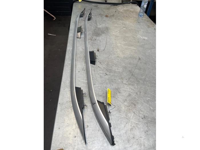 Gebrauchte Dachträger Set Subaru Forester (SJ) 2.0D Preis € 100,00 Margenregelung angeboten von Poolman autodemontage