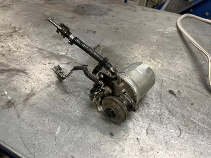 Begagnade Bränslefilterhus Subaru Forester (SJ) 2.0D Pris € 50,00 Marginaltabell erbjuds av Poolman autodemontage