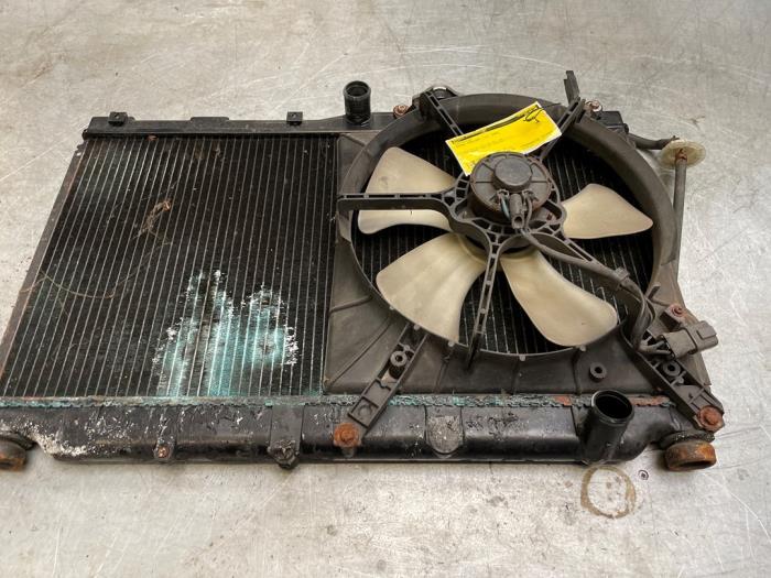 Usagé Radiateur Honda Prelude (BB) 2.0 i 16V Prix € 100,00 Règlement à la marge proposé par Poolman autodemontage