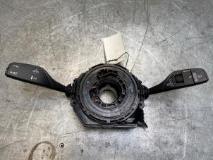 Usagé Commutateur combi colonne de direction BMW X5 (F15) xDrive 35d 3.0 24V Prix € 75,00 Règlement à la marge proposé par Poolman autodemontage