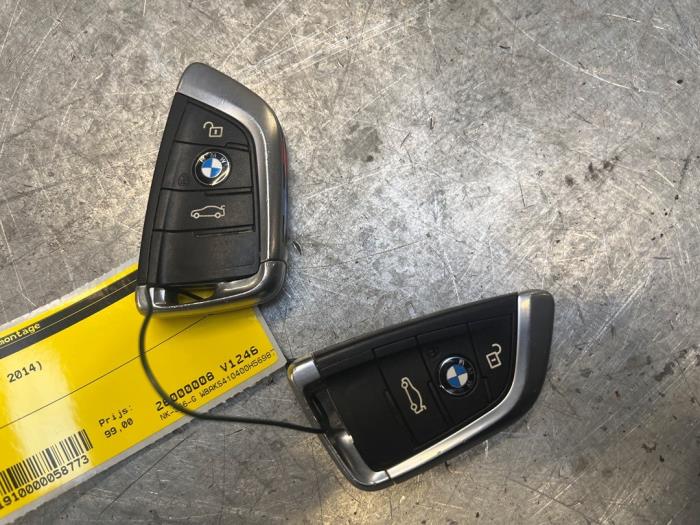 Używane Klucz BMW X5 (F15) xDrive 35d 3.0 24V Cena € 99,00 Procedura marży oferowane przez Poolman autodemontage