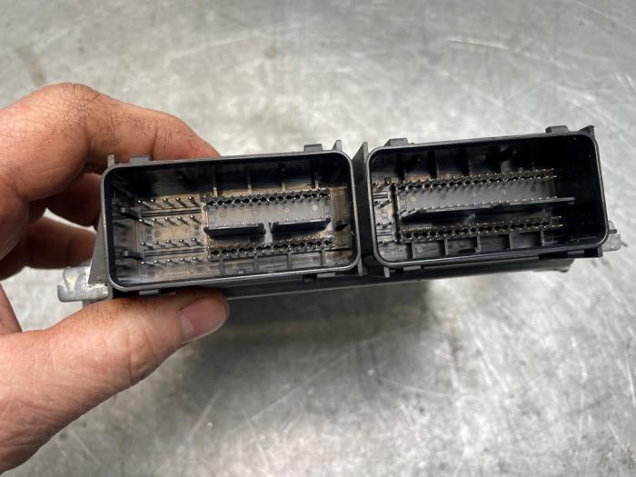 Engine management computer from a Ford Transit 2.0 TDCi 16V Eco Blue mHEV 170 2023