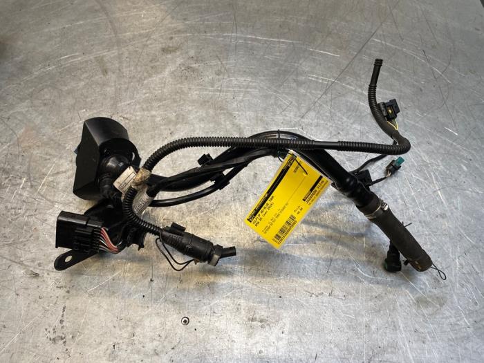 Gebrauchte Füllrohr adbluetank BMW X5 (F15) xDrive 35d 3.0 24V Preis € 40,00 Margenregelung angeboten von Poolman autodemontage