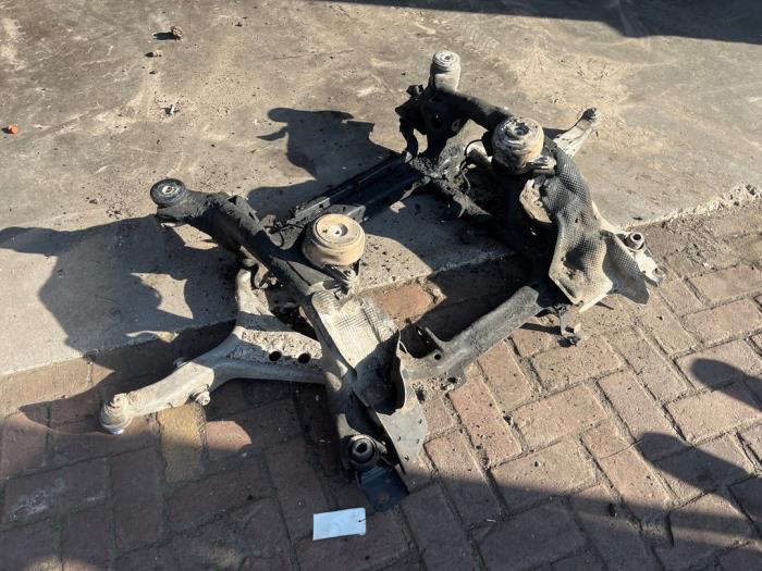 Subframe Mercedes ML III (166), 2011 / 2015 3.0 ML-350 BlueTEC V6 24V 4-Matic, SUV, Diesel, 2.987cc, 190kW (258pk), 4x4, OM642826, 2011-06 / 2015-02, 166.024; 166.224 (Used)