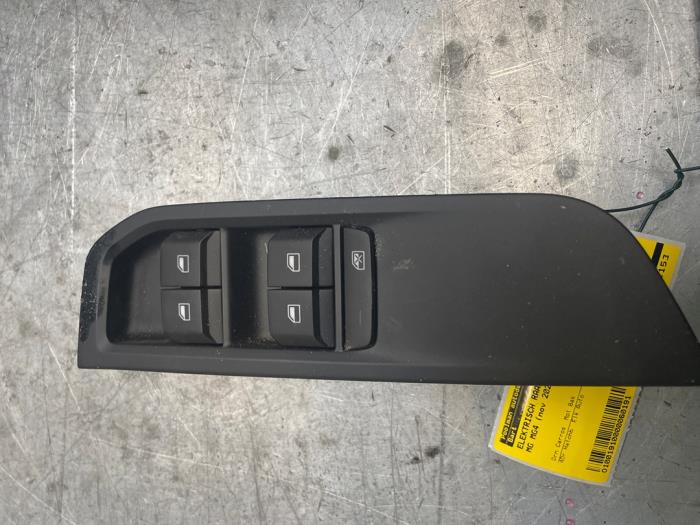 Usados Interruptor de ventanilla eléctrica MG MG4 Electric Comfort, Luxury 64 kWh Precio € 36,30 IVA incluido ofrecido por Poolman autodemontage