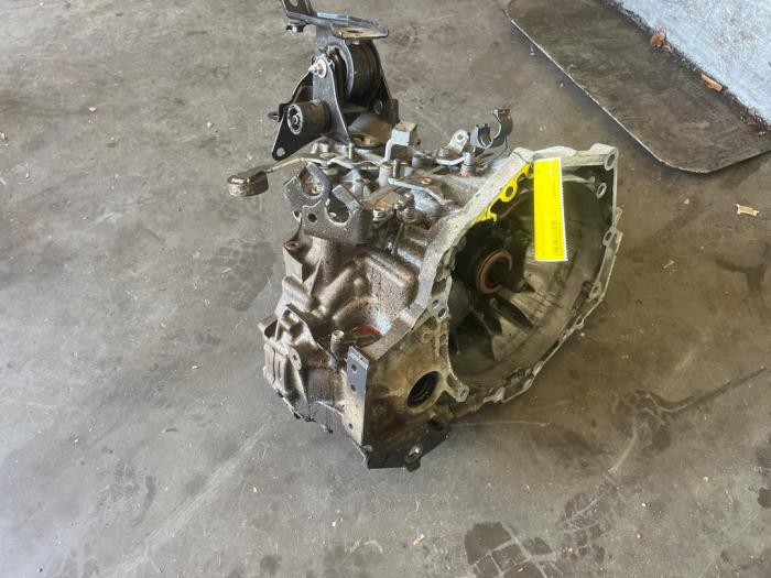 Getriebe Toyota Yaris III (P13), 2010 / 2020 1.5 16V Dual VVT-iE, Fließheck, Benzin, 1.496cc, 82kW (111pk), FWD, 2NRFKE, 2017-03 / 2020-06, NSP13 (Gebraucht)