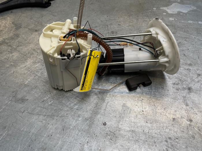 Usagé Pompe d'injection Audi A5 Cabrio (8F7) 2.0 TFSI 16V Prix € 30,00 Règlement à la marge proposé par Poolman autodemontage