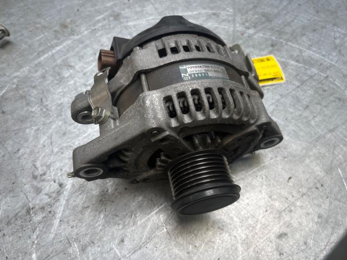 Used Dynamo Lexus IS (E3) 250 2.5 16V Price € 100,00 Margin scheme offered by Poolman autodemontage