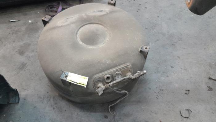 Begagnade Gasoltank Ford Usa F-150 Standard Cab 5.0 4WD Pris € 60,50 Inklusive moms erbjuds av Poolman autodemontage