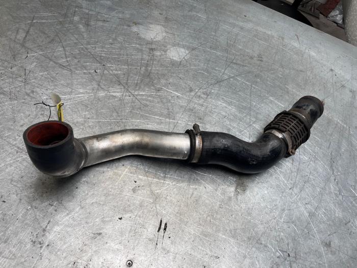 Gebrauchte Intercooler Schlauch Ssang Yong Rexton W 2.2 RX 220 E-XDI 16V 2WD Preis € 40,00 Margenregelung angeboten von Poolman autodemontage