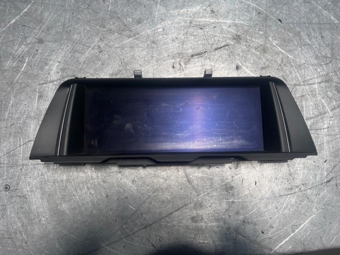 Begagnade Innerdisplay BMW 5 serie (F10) 520d xDrive 16V Pris € 399,00 Marginaltabell erbjuds av Poolman autodemontage