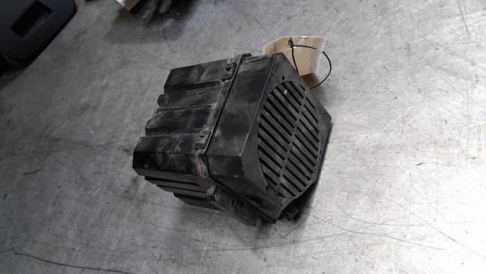 Używane Glosnik VESS BMW 3 serie (G20) 320e 2.0 TwinPower Turbo 16V Cena € 50,00 Procedura marży oferowane przez Poolman autodemontage