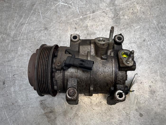 Gebrauchte Klimapumpe Chrysler Voyager/Grand Voyager (RT) 3.6 V6 Autom. Preis € 100,00 Margenregelung angeboten von Poolman autodemontage