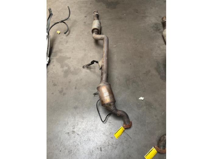 Used Front pipe + catalyst Mercedes CL (216) 5.5 CL-550 V8 32V Price € 250,00 Margin scheme offered by Poolman autodemontage
