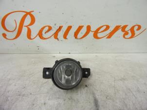 Used Fog light, front left Renault Clio III (BR/CR) 1.2 16V TCe 100 Price € 15,00 Margin scheme offered by Autorecycling Reuvers B.V.