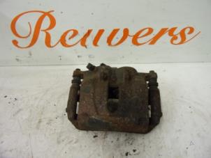 Used Front brake calliper, right Renault Avantime (DE0) 3.0 V6 24V Price on request offered by Autorecycling Reuvers B.V.