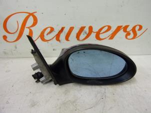 Used Wing mirror, right BMW 1 serie (E87/87N) 120d 16V Price € 30,00 Margin scheme offered by Autorecycling Reuvers B.V.