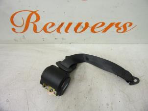 Used Rear seatbelt, centre Renault Megane II Grandtour (KM) 1.5 dCi 80 Price € 30,00 Margin scheme offered by Autorecycling Reuvers B.V.