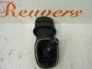 Used Cup holder Opel Corsa D 1.0 Price € 30,00 Margin scheme offered by Autorecycling Reuvers B.V.