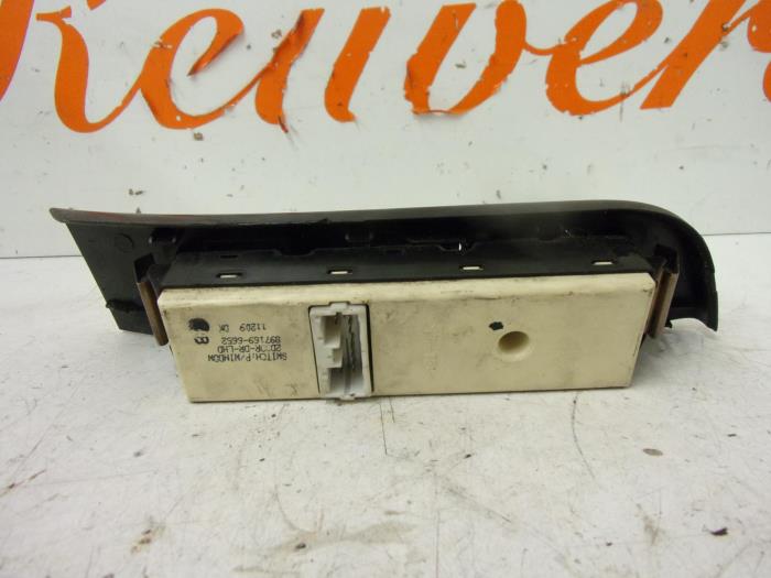 Electric window switch from a Opel Frontera (6B) 2.2i 16V 2000