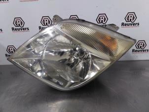 Used Headlight, left LDV Maxus 2.5 DTiC Price € 60,00 Margin scheme offered by Autorecycling Reuvers B.V.