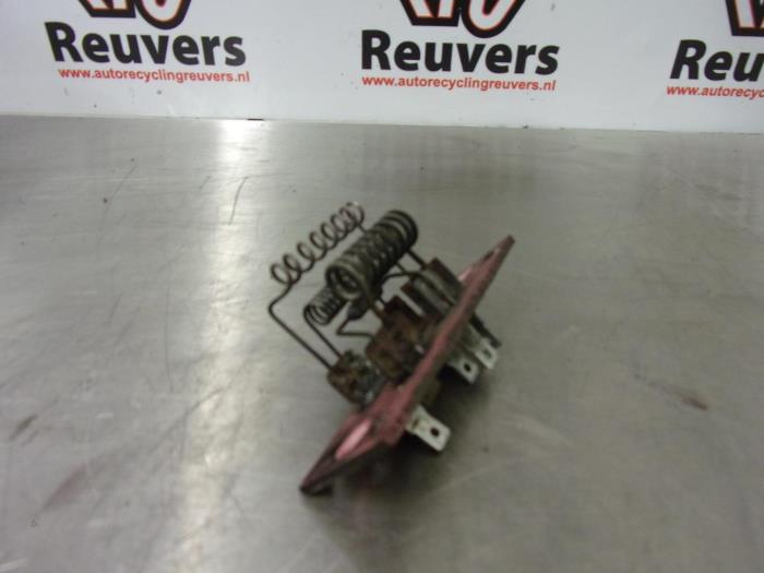 Heater resistor from a LDV Maxus 2.5 DTiC 2008