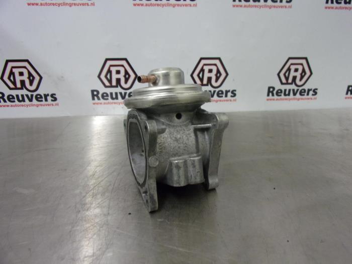Usagé Valve RGE Volkswagen Golf V (1K1) 1.9 TDI Prix € 50,00 Règlement à la marge proposé par Autorecycling Reuvers B.V.